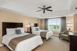 2 bedrooms, iron/ironing board, internet, bed sheets - Panoramic Golf Course Views, Near Attractions (Kissimmee)