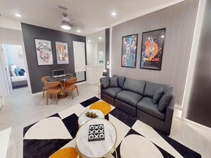 Family House, Multiple Bedrooms, Private Pool | Tech