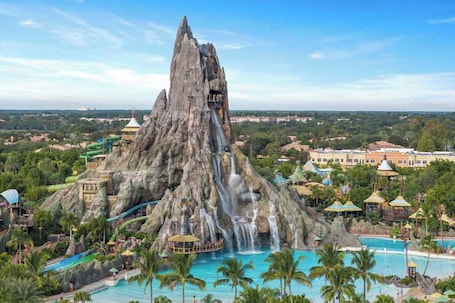 Family House, Multiple Bedrooms, Private Pool | Living area | 55-inch Smart TV with satellite channels, TV, video-game console