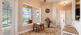 Where waters intersect and Dreams unwind! Kayak, Bikes, Heated Pool & Spa - Villa Cayman - Roelens