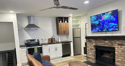 Cozy Place | Comfortable Sleep | 5 Queen & 2 Full Beds