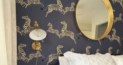 Cozy Place | Comfortable Sleep | 5 Queen & 2 Full Beds