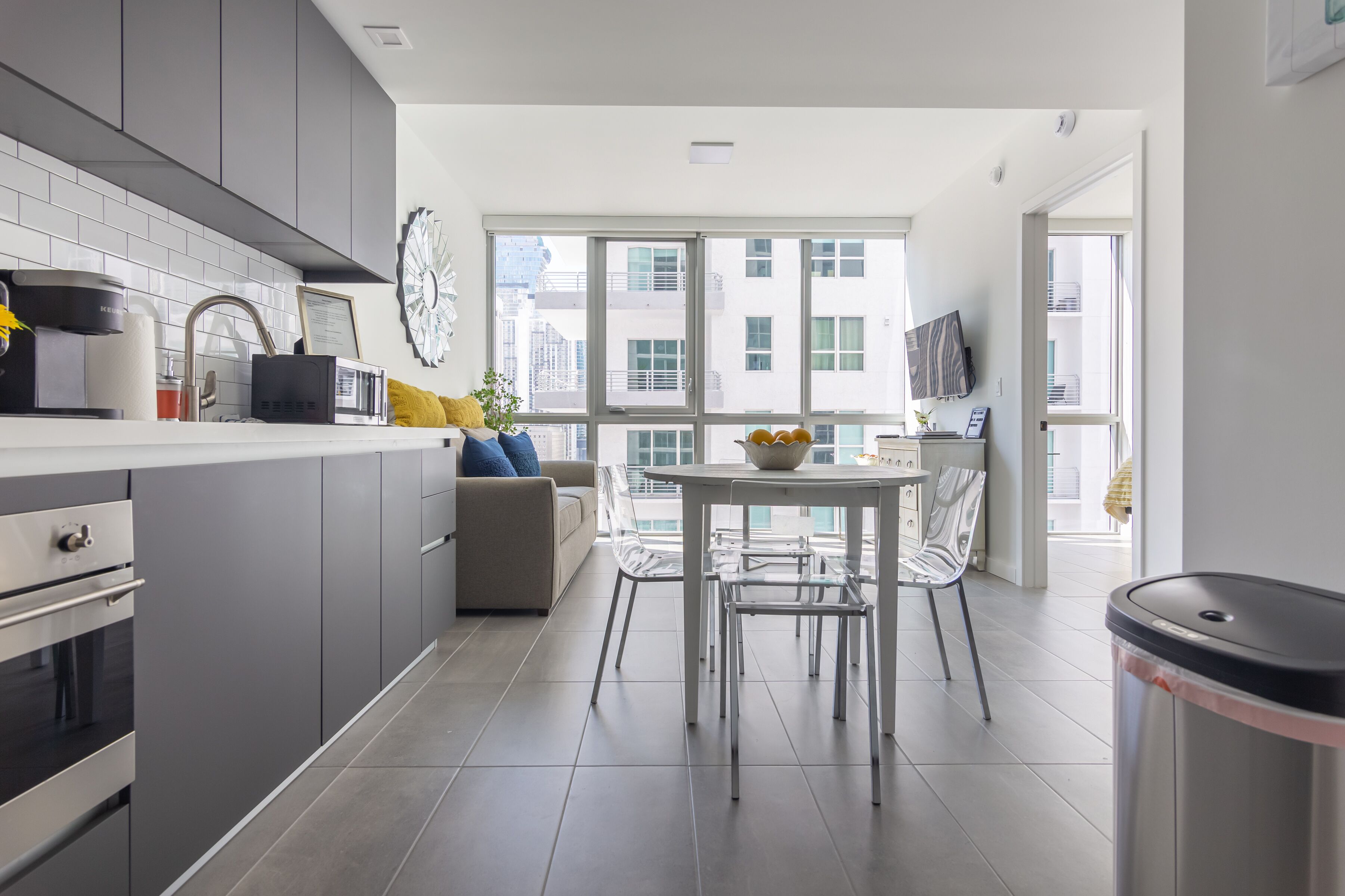 1 bedroom, Egyptian cotton sheets, premium bedding, down duvets