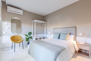 2 dormitoris, planxa i posts de planxar, wifi gratuïta i roba de llit