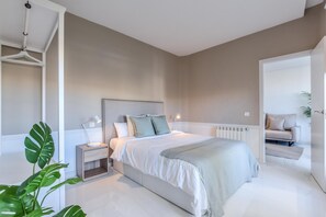 2 bedrooms, iron/ironing board, free WiFi, bed sheets - New and bright apartment with terrace Gl1 (Madrid)