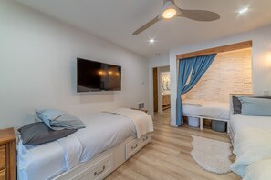 2 bedrooms, free WiFi, bed sheets