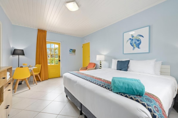 Iron/ironing board, WiFi, bed sheets