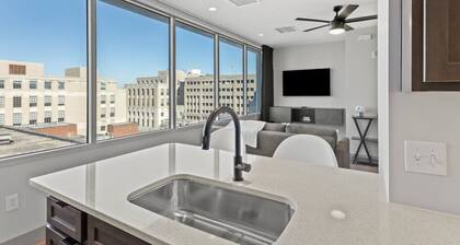 175 LEX - Stunning Downtown Views on Main Street!