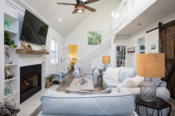 Unclassified image, 1 of 32, button - Secluded 3min Walk to Beach! Private Pool & Spa (Corolla)