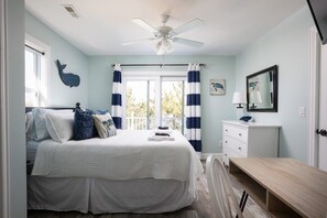 4 bedrooms, iron/ironing board, WiFi, bed sheets - Secluded 3min Walk to Beach! Private Pool & Spa (Corolla)