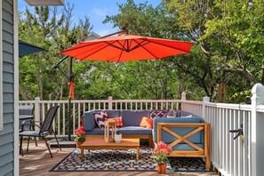 Property grounds - Secluded 3min Walk to Beach! Private Pool & Spa (Corolla)