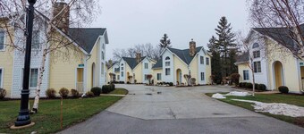 Birch Grove Cottage, Downtown Fish Creek