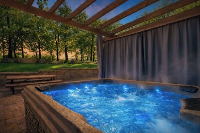 Newly-Built Family Retreat w/ Private Heated Pool, Hot Tub, Sauna, Game Room