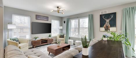 Smart TV, fireplace, video games, ping pong