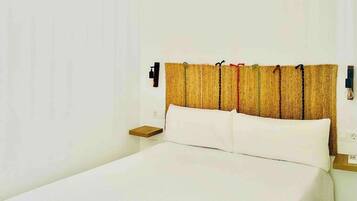 1 chambre, fer et planche Ă repasser, Wi-Fi, draps fournis