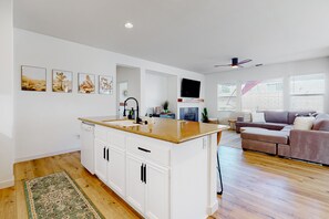 TV, fireplace, foosball, books