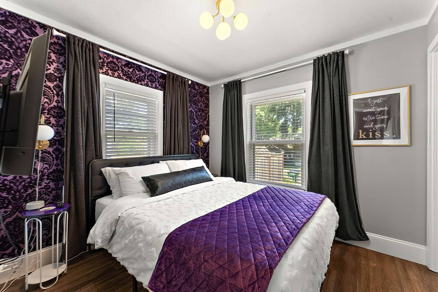 1 chambre, fer et planche à repasser, accès au Wi-Fi (inclus)