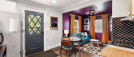 Smart TV, music library