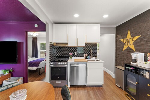 Dearly Beloved, We are gathered here to sleep and listen to Prince tunes