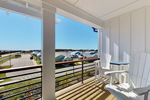 Property grounds - Luxury Kure Beach Getaway | Steps to Beach, Ocean Views, Elevator, Grill + Games (Kure Beach)