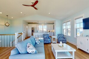 Smart TV, table tennis