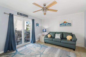 Smart TV, offices - Salt therapy (Navarre)