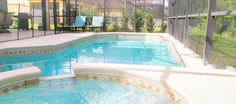 Awesome Movie Themed 6 Bedroom Villa, Private Pool/Spa in Gated Resort