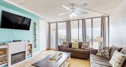 2nd-floor condo near water with 2 balconies, outdoor pool, hot tub, washer/dryer