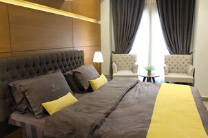 Studio Suite | Free WiFi