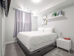 1 bedroom, WiFi, bed sheets