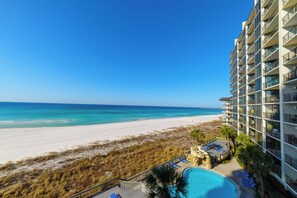 Beach - Make Some Waves Edgewater 405T2-Beachfront! 2Bd-2Ba-Sleeps 6! (Panama City Beach)