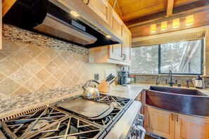 冰箱、烤箱、炉灶、洗碗机