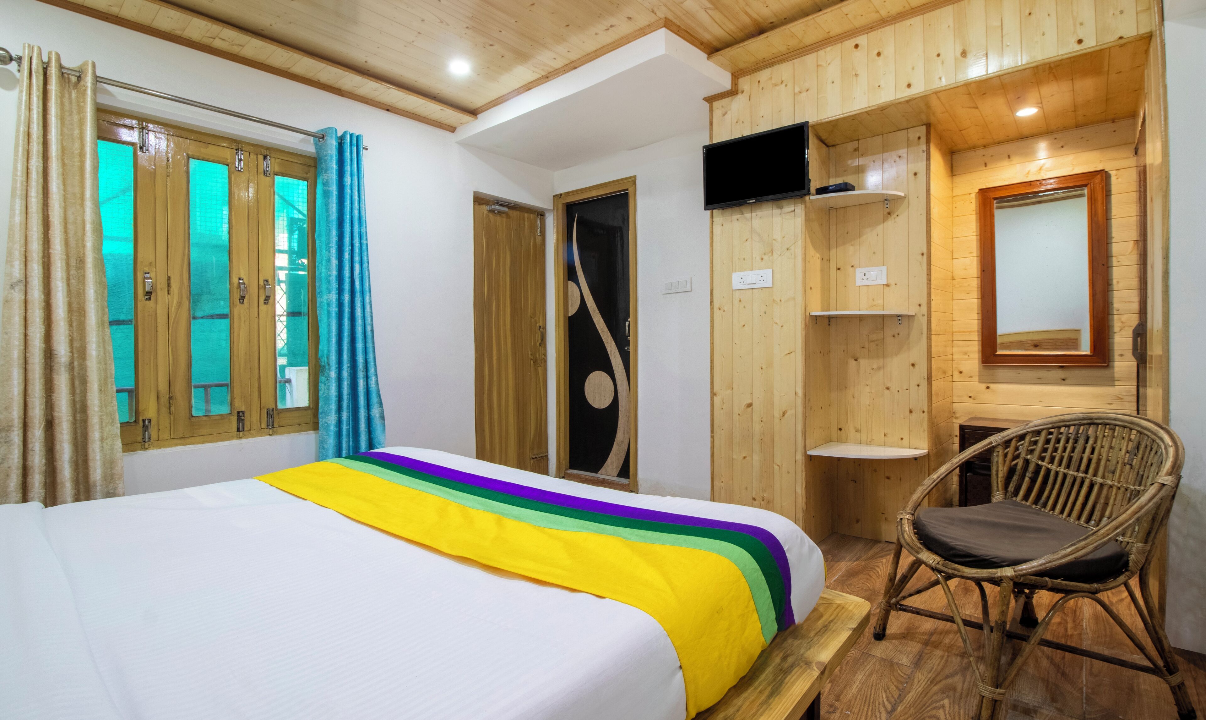 Economy Room