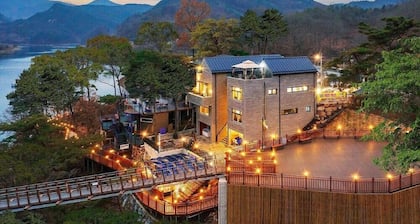 BS Jecheon Pension