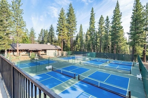 Steps to Northstar Village! Gated, Dog-friendly, with a loft, 2 balconies