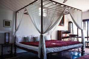 House | 5 bedrooms, iron/ironing board - Samarkand House (Samli)