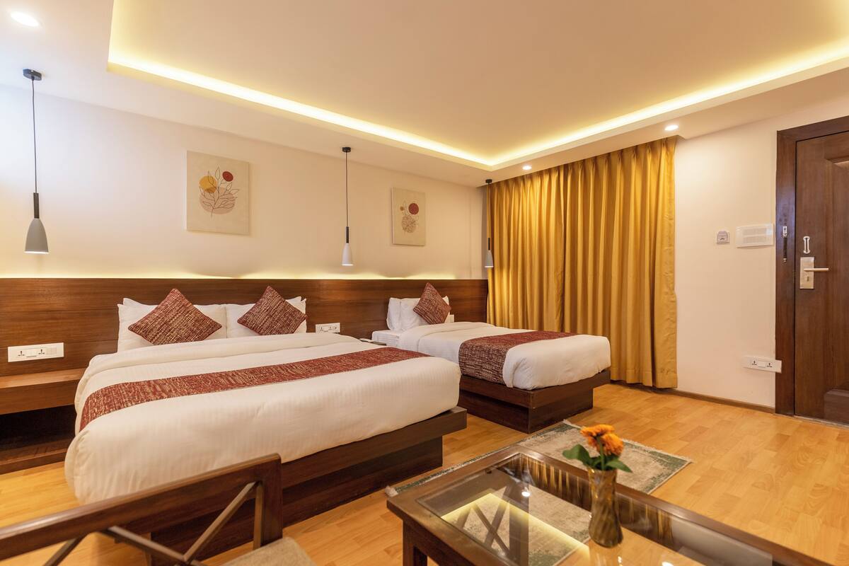 Family Double Room | Egyptian cotton sheets, premium bedding, Select Comfort beds, desk