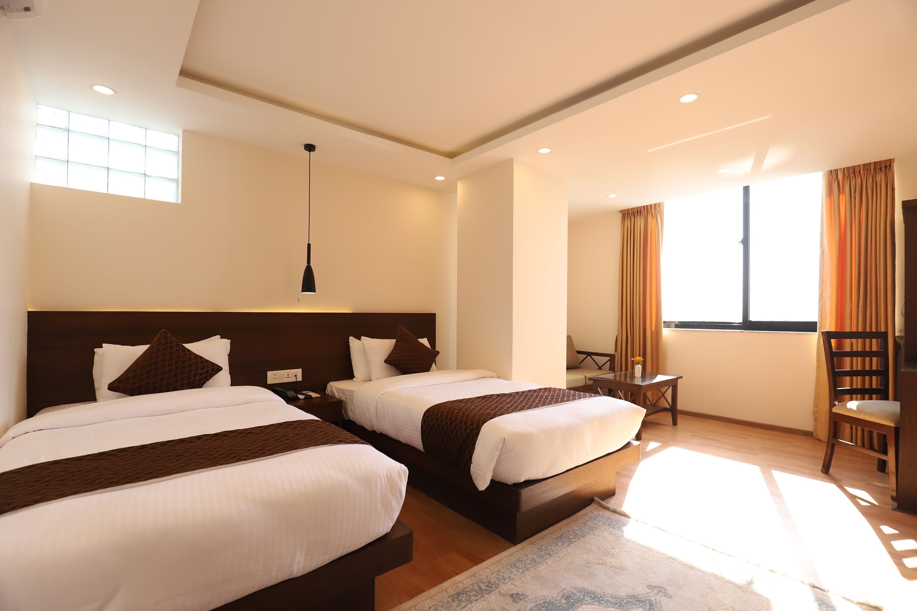 埃及棉床单、高档床上用品、Select Comfort 床、办公桌