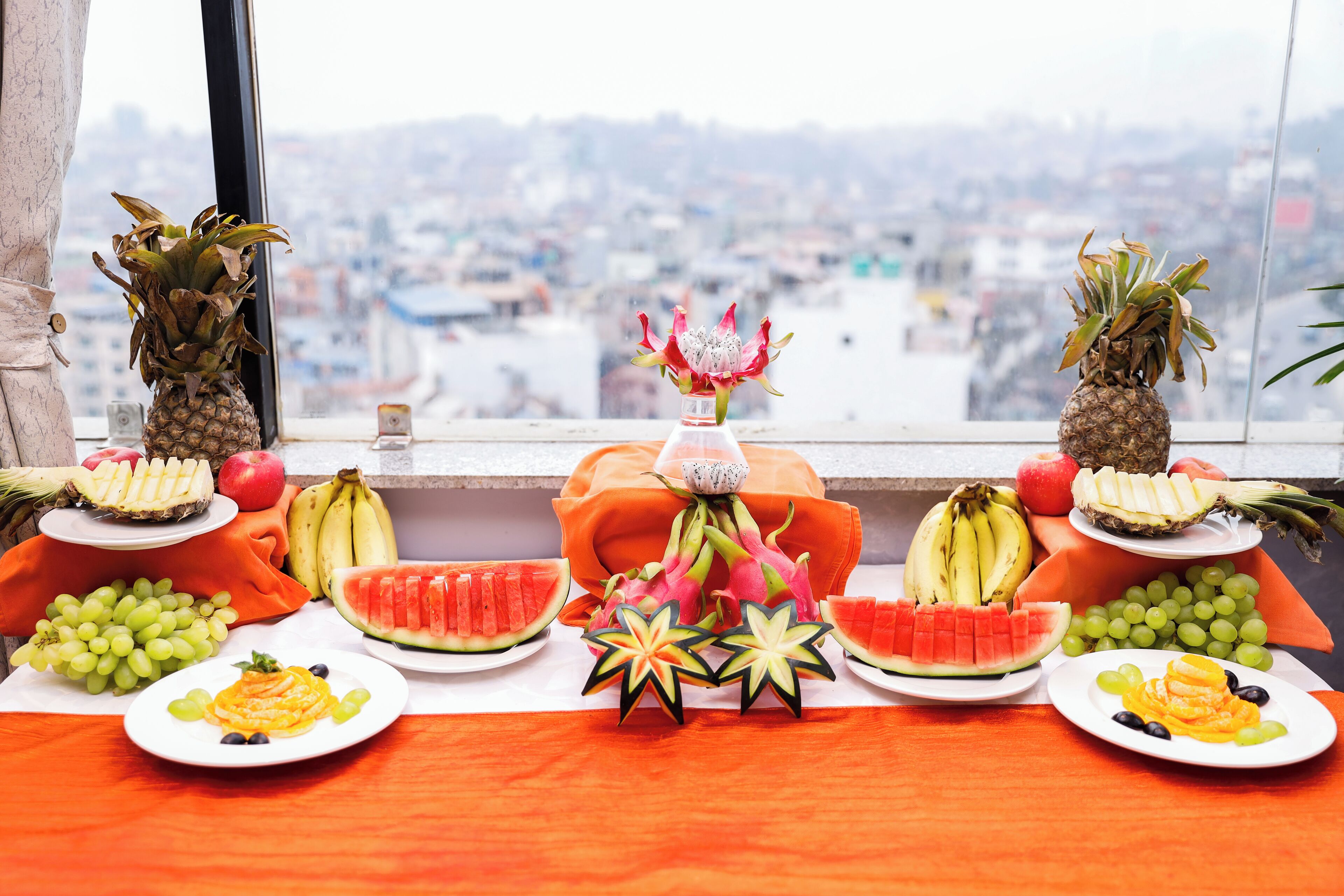 daily english breakfast (usd 10 per person)