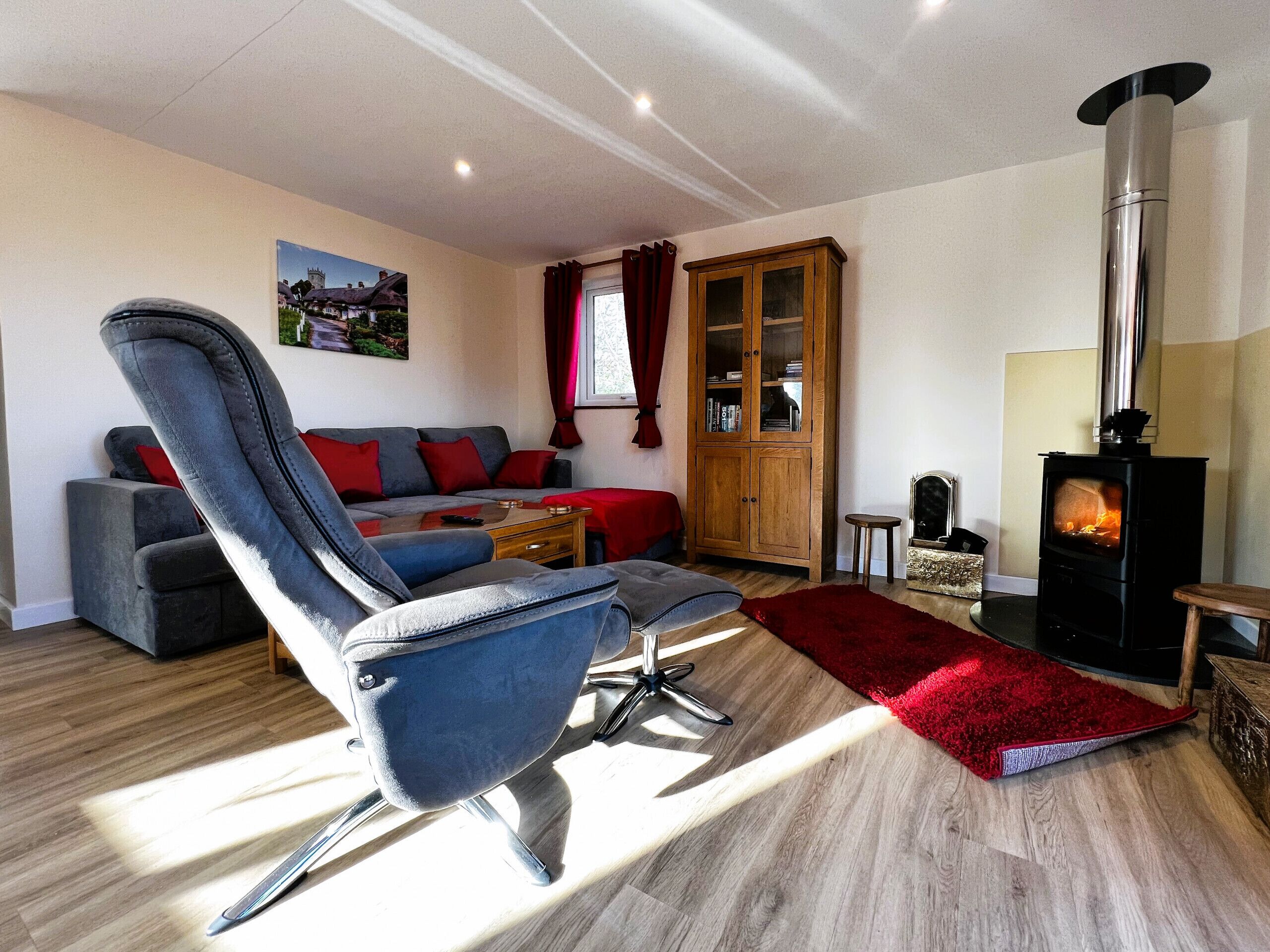 Fernseher, Kamin