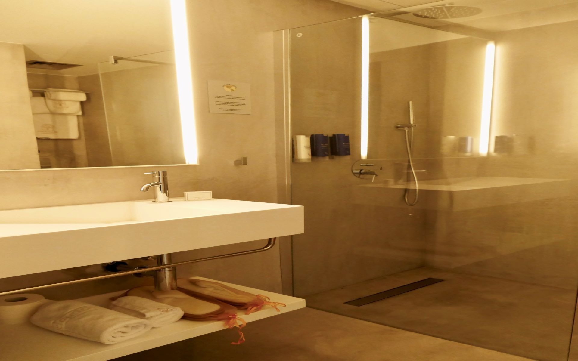 Suite | Bagno | Pantofole