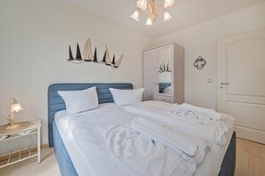 3 bedrooms, iron/ironing board, travel cot, free WiFi - Villa Goethe 03 - ideal for guests seeking peace and quiet - pets allowed (Bansin (Seebad))