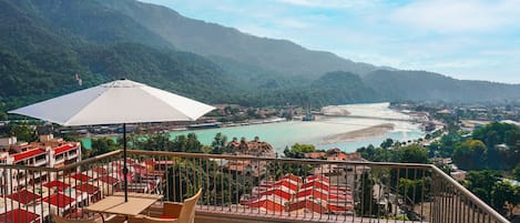 プレジデンシャル アパートメント | テラス / パティオ