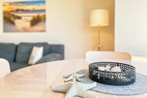 Fernseher, Stereoanlage