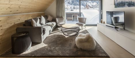 Penthouse | Living area | Flat-screen TV