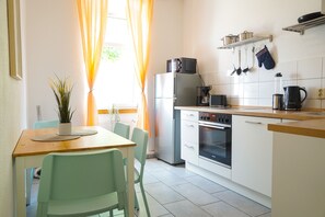 Dishwasher, dining tables