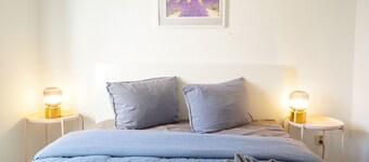 Cozy & central apartment with good transport connections