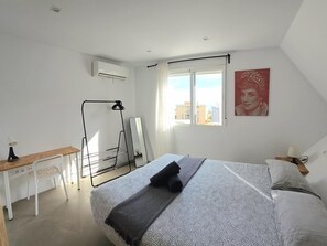 2 makuuhuonetta, ilmainen Wi-Fi, vuodevaatteet