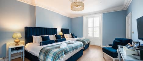 1 bedroom, iron/ironing board, travel cot, WiFi