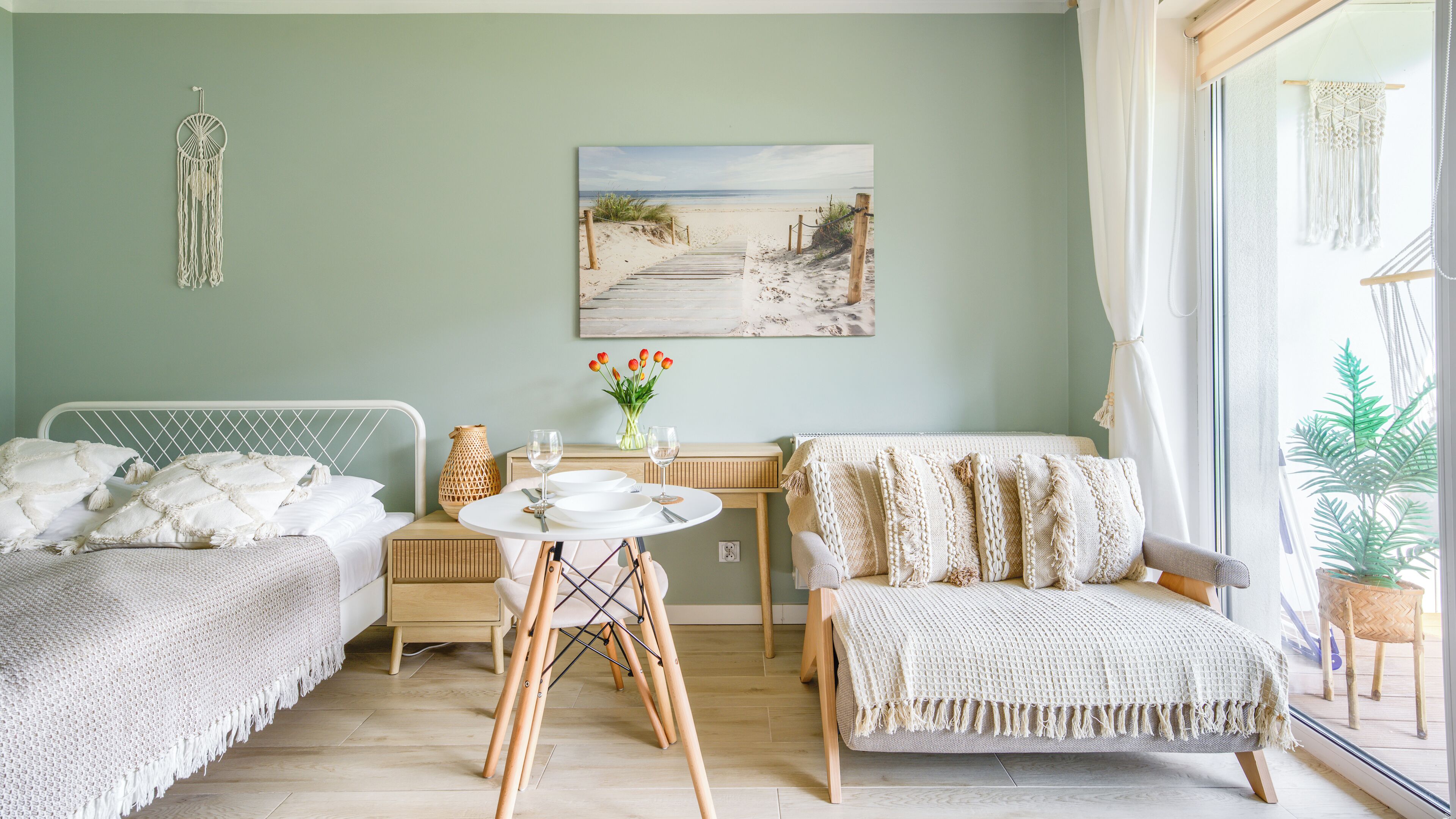 Studio Suite (8b/2 BohoBay) | Living area